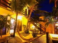 Mandala Hostel โรงแรมในเจริโคโคร่า