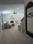 Spacious 6-bedroom house in marvelous Clovis with WiFi, AC