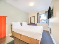 GO2 Gloucester Hotel by OYO Hotel di Gloucester
