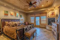 Cougar Ridge Resort