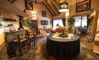 African Rock Lodge