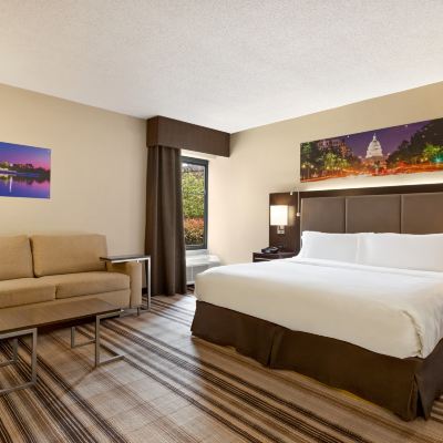 King Suite Holiday Inn Washington-Dulles International Airport, an IHG Hotel Promo Code