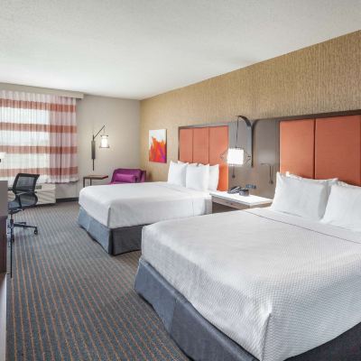 2 Queen Beds, Mobility/Hearing Accessible Room, Roll-in Shower, Non-Smoking La Quinta Inn & Suites by Wyndham Houston East at Sheldon Rd Promo Code