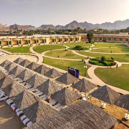 Royal Beach Hotel & Resort