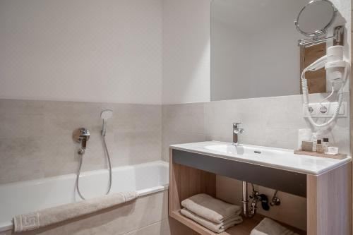 家庭间 - 带浴室