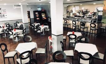 Hostal Restaurante Los Badenes - Housity