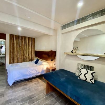 Room, 1 Queen Bed with Sofa Bed, Ensuite, Pool View