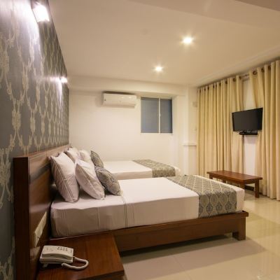 Deluxe Triple Room Without Balcony