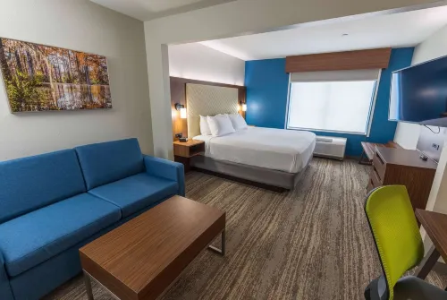 Wingate by Wyndham Lafayette Airport