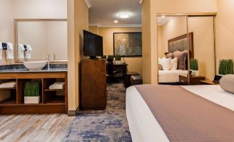 Best Western Plus Avita Suites