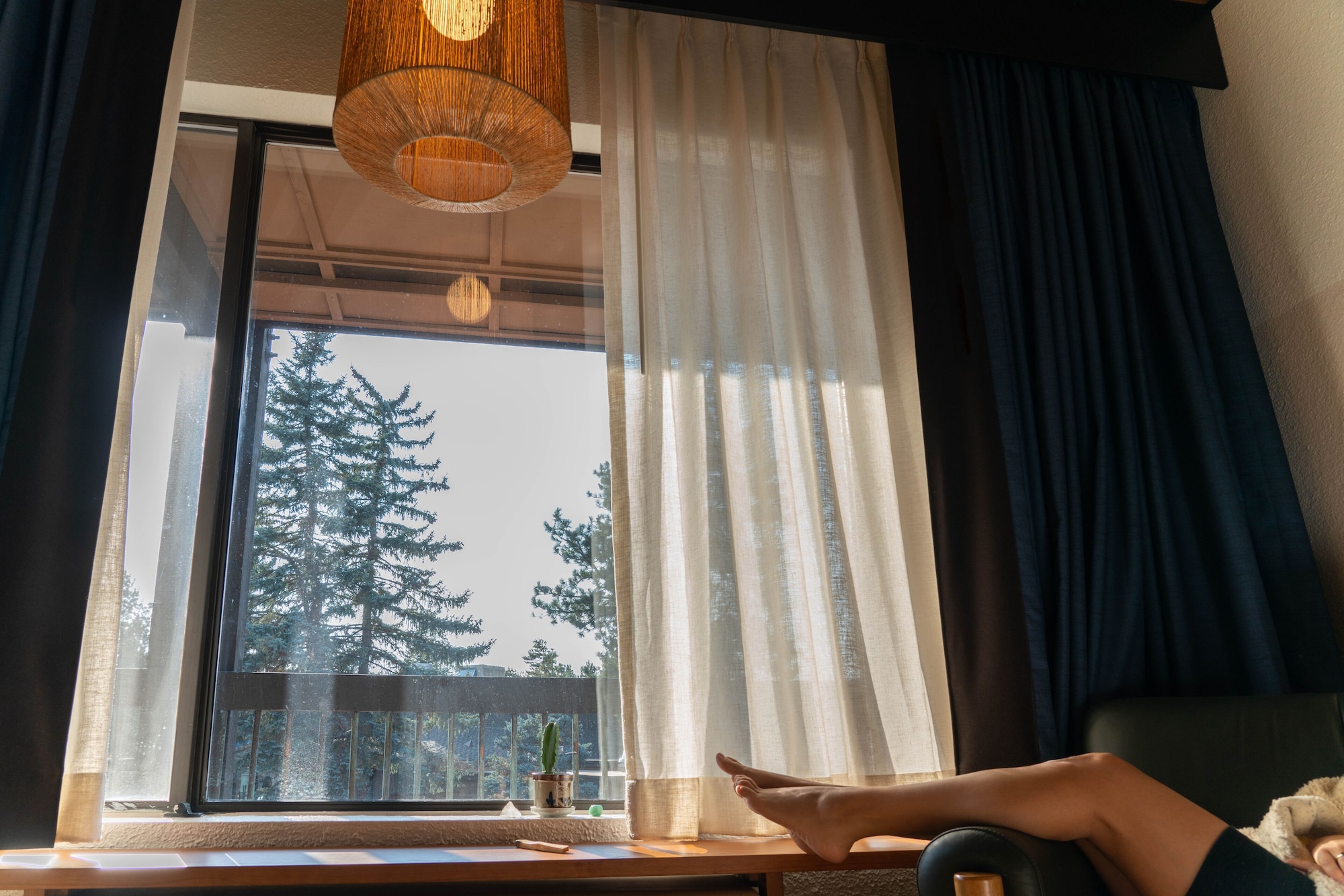 状态套房， 1张特大床带梳化床