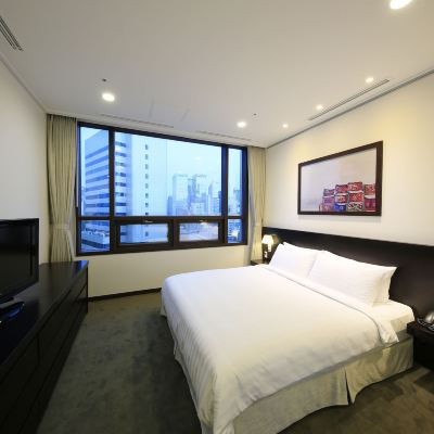 [Pool & Beer Time Pkg] 3-Bedroom Deluxe Apartment With Orakai Larger & Pool Access Base & Max Occ: 4 오라카이 인사동 스위트 쿠폰