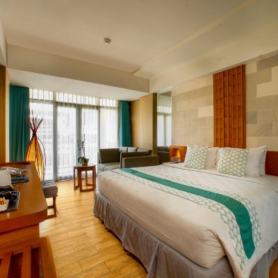 Luxury Suite Bedrock Hotel Kuta Promo Code