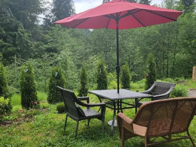 A Spacious Mountain Retreat with Stunning Views. 1 Bedroom, 2000Sqft Entire Hotele w: 