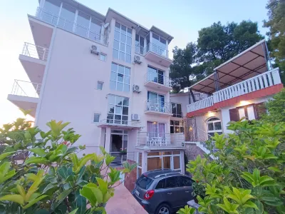 Family apartment with a sea view Hotele w: 