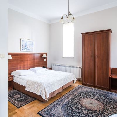 標準雙人房-1 巴斯統瓦公寓式酒店優惠