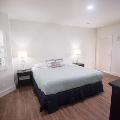 Deluxe Queen Room The Drift Hotel Promo Code