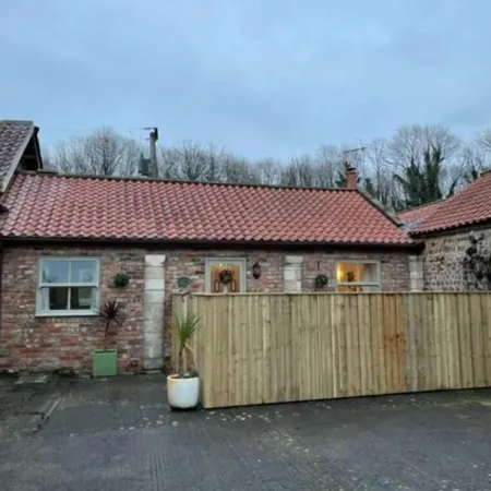Swallow Cottage Отели в г. Рипон