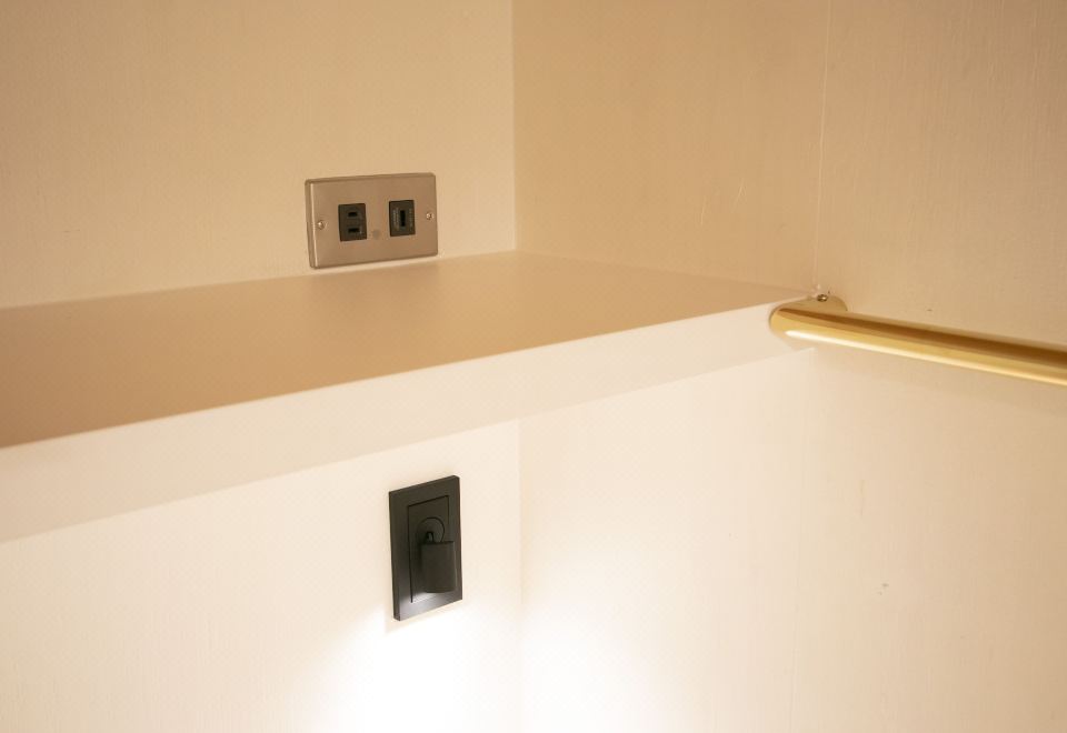 单人智能胶囊房 - 仅限女性入住