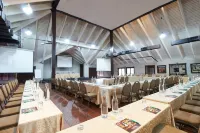 Tayfin Royale Hotel & Restaurant