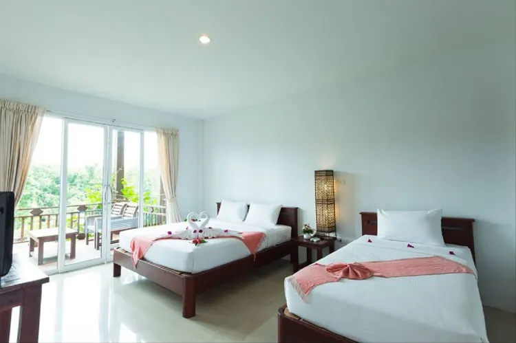 ห้องสุพีเรียร์เตียงใหญ่หรือเตียงแฝด