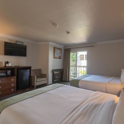 Deluxe Room, 2 Queen Beds, Fireplace Cannery Row Inn Promo Code