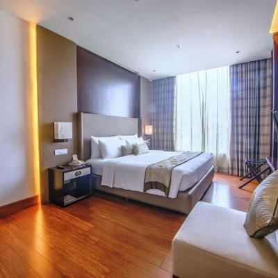 Executive Suite 1 Bedroom King Bed Vivanta Colombo, Airport Garden Promo Code