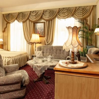 舒適雙人或雙床間 歐羅普斯基酒店優惠