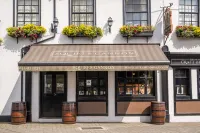 Silken Thomas Accommodation Hotels in 