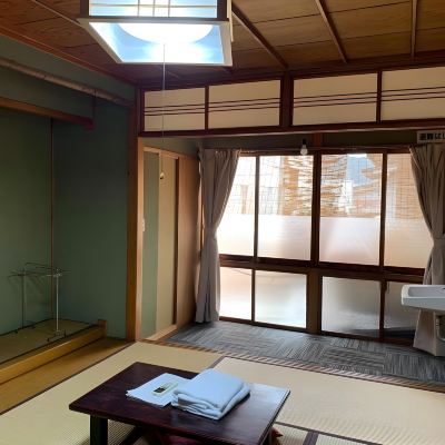 Japanese-Style Twin Room Zen Hostel Promo Code