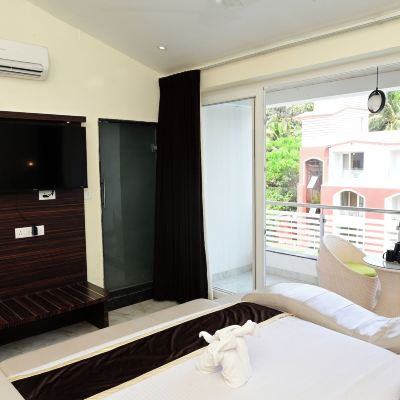Honeymoon Room, 1 Bedroom Vits Shanti Solitaire Arpora Promo Code
