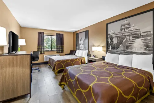 Super 8 by Wyndham Terre Haute