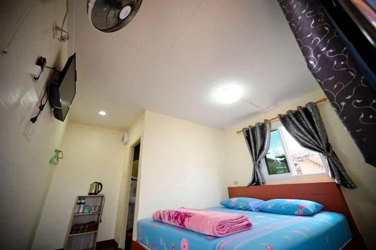 ห้องมาตรฐานพร้อมเตียงคู่ 1 เตียง วิวภูเขา