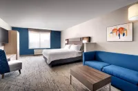 Holiday Inn Express & Suites Anchorage - Midtown by IHG Hotels in 