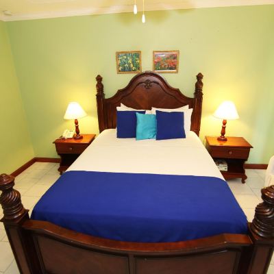 Deluxe Queen Room Rayon Hotel Promo Code