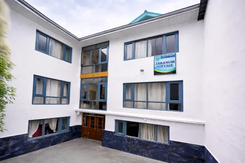 Jahangir Cottage Pahalgam