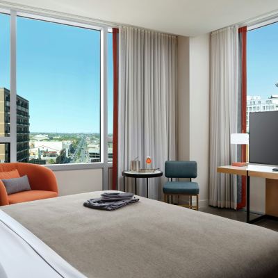 Premium Corner King Room Canopy by Hilton New Orleans Downtown Promo Code