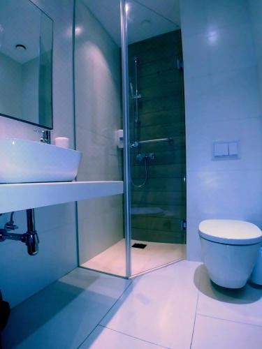 三人间（2名成人+1名小童）