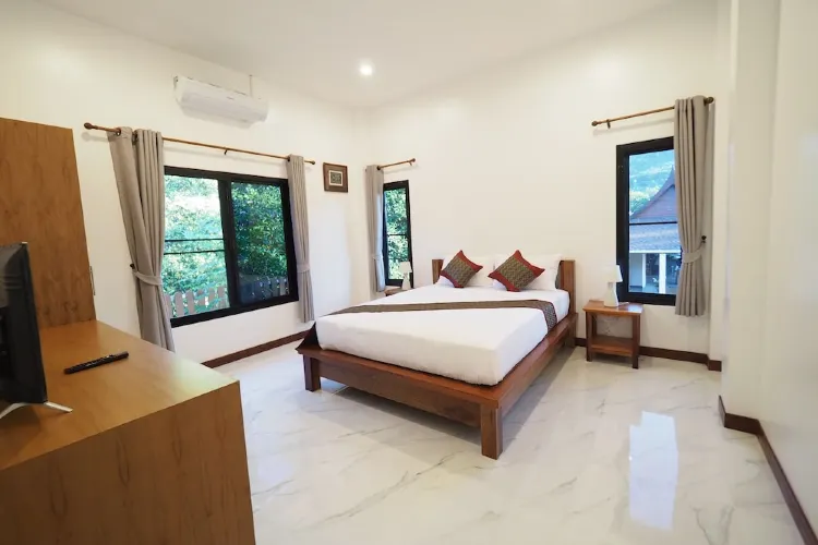 ห้องแฟมิลี่, 2 ห้องนอน, ระเบียง, วิวสวน