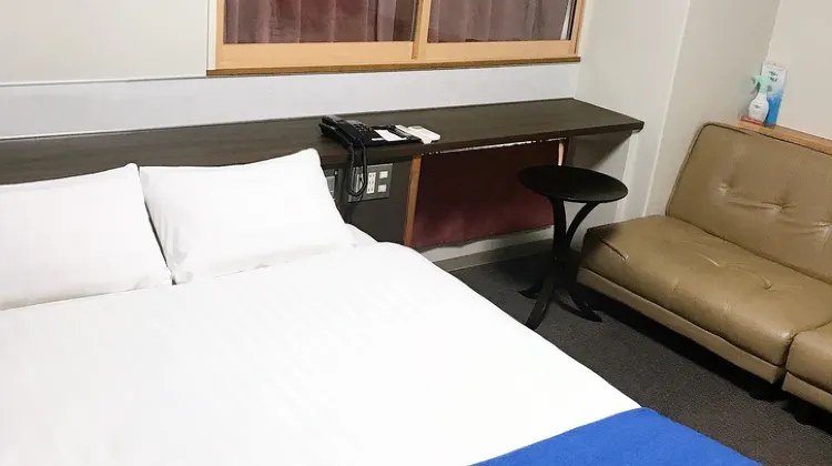 エコホテルアシスト 部屋