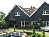 Fletcher Parkhotel De Wiemsel Hotele w: 