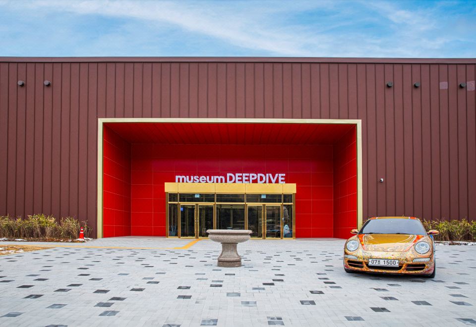 InterContinental Hotels ALPENSIA PYEONGCHANG RESORT by IHGStandard King Room With Lake View