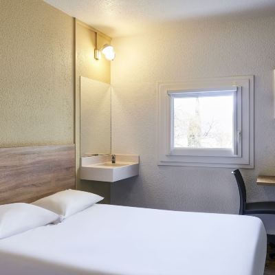 Tandem Room for 2 Travelers Hotelf1 Thonon les Bains Est Promo Code