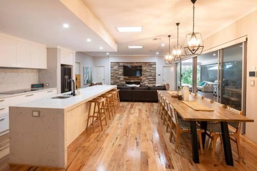 The Bay Retreat Four-Bedroom House