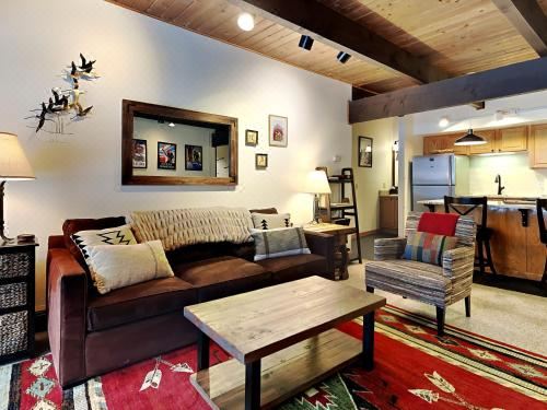 Timberline Condominiums 1 Bedroom Deluxe Unit B2F Holiday Home