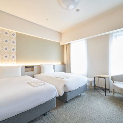 中等，帶浴室的雙床房，城市景觀 里士滿青森飯店優惠