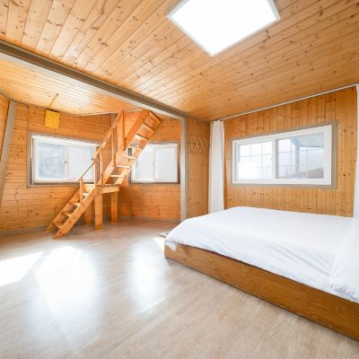 Windmill White (Detached House, Terrace Ocean View, Private Bbq) Gangneung Windmill Pension 쿠폰