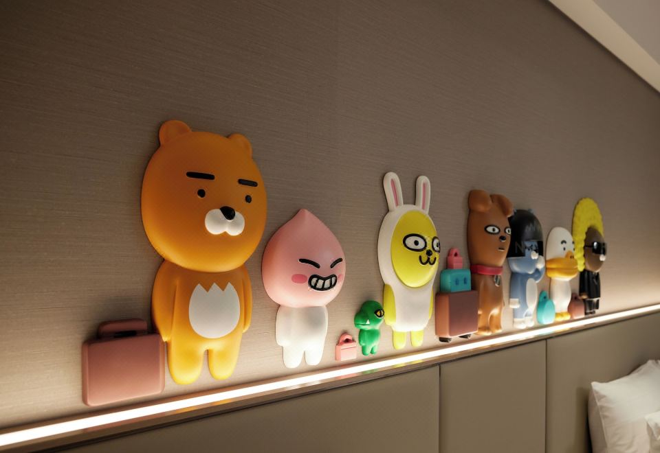 Kakao Friends家庭雙床世界景觀房