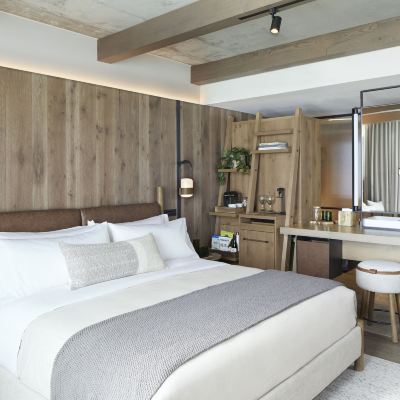Room, 1 King Bed (Alcove) 1 Hotel Nashville Promo Code