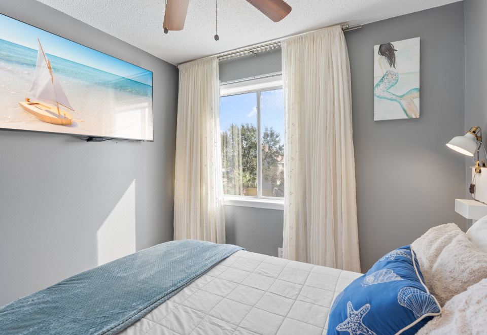 海岸休闲（带可使用泳池和宽敞布局）-吸引人的圣地